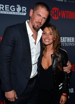 sarah shahi/steve howey at showtime event